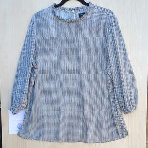 Chic Black and White Checkered Blouse